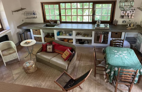 Gaiole in Chianti Cottage | Studio in Chianti Villa in heart of Tuscany, super-large pool, 14 ha property