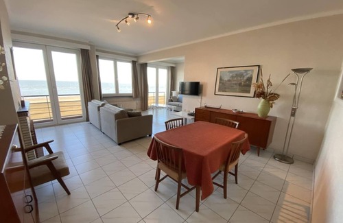 Knokke House | Studio in Knokke with Stunning Sea Views