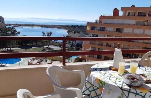 Pedrinya Apartment | Studio Isla de Rosas