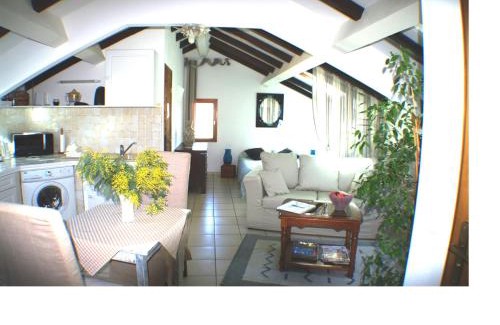 Sainte-Lucie-de-Tallano Apartment | Studio Le Petit Nid d'Amour meublé Tourisme 3 étoiles Poggio