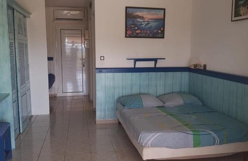 L'Autre-Bord Apartment | Studio les Pieds dans l'eau