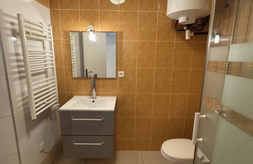 Montmagny Apartment | Studio Luxe for 2 - Near Paris (15 min), CDG Airport, Stade-de-France