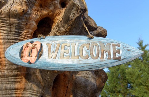 Apollonas House | STUDIO MAIRA seafront in to the blue