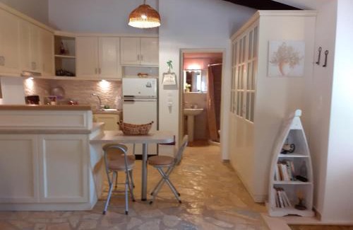 Agios Eleftherios House | Studio Matina