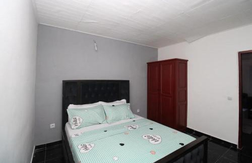 Bonapriso Apartment | Studio meublé à Douala, Bonapriso - rue des impôts