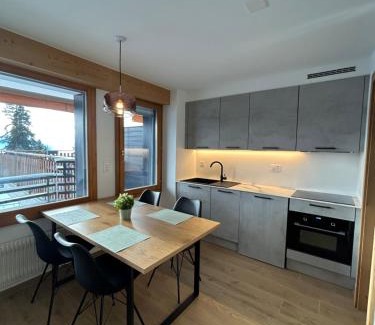 Randogne Apartment | Studio moderne et cosy avec piscine et sauna