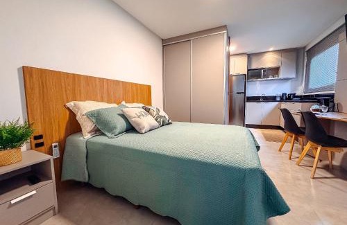 Santa Terezinha Apartment | Studio Moderno c/Piscina e Garagem