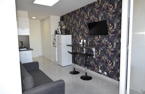 Naturist Village Apartment | Studio Naturiste "TROPIQUES" Héliopolis FG