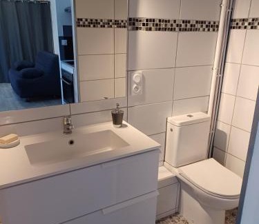 Route d'Arles Apartment | Studio neuf confortable à 10 min à pied de la gare