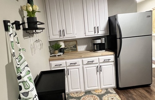 Christiansburg Apartment | Studio oasis ready for you! …No Cleaning Fee….Near I-81, VT & Radford