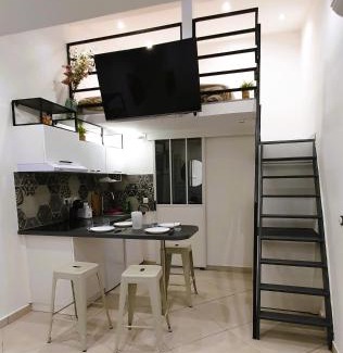 Saint-Denis Apartment | Studio pour jusqu'à 4 personnes proche de l'hôpital et du centre ville