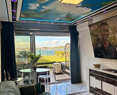 Cap d'Agde Apartment | Studio Prestige avec terrasse, île des pêcheurs, Vue port