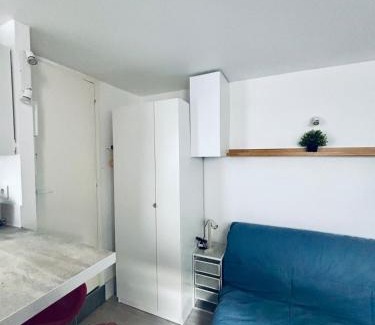 Faubourg de l'Arche Apartment | Studio proche Tram T2