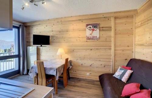 La Toussuire Apartment | Studio rénové 2 étoiles, 4 pers, parking, La Toussuire - FR-1-417-112