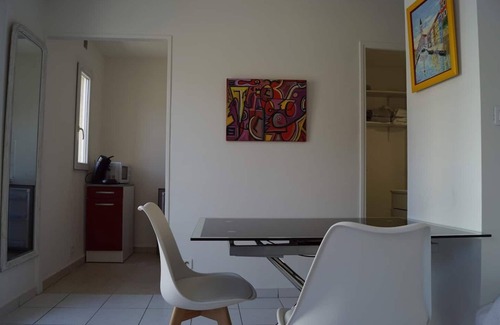 Cannes City Centre Apartment | Studio Refait à Neuf au Centre de Cannes