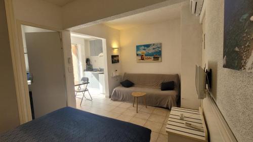 Molini Apartment | Studio situé à 20 metres de la plage d Agosta Porticcio