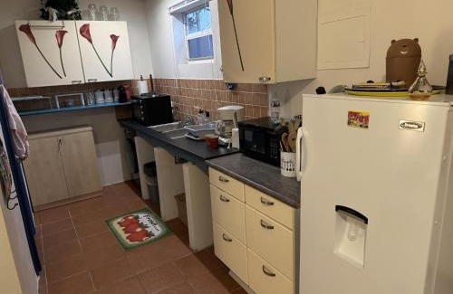 Beacon Hill Apartment | Studio Sleeps 2 with Free Parking