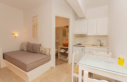 Agiassos House | Studio Strouvalis