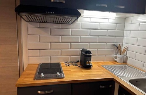 Le Mont-sur-Lausanne Apartment | Studio Très Pratique