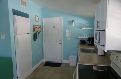 Altamont Manor Apartment | Studio Turtle in Fort Myers/Villa Barra