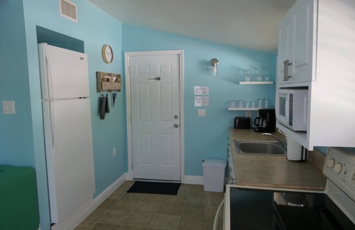Altamont Manor Apartment | Studio Turtle in Fort Myers/Villa Barra