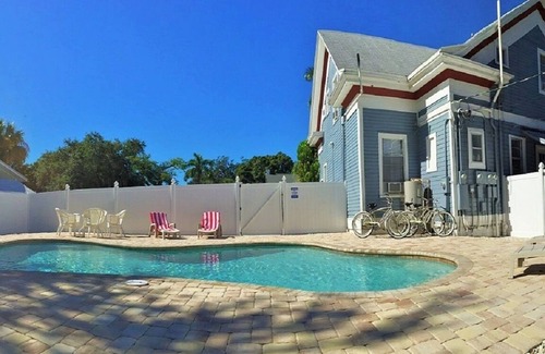 Altamont Manor Apartment | Studio Turtle in Fort Myers/Villa Barra