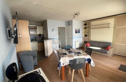 Trevou-Treguignec Apartment | Studio Vue imprenable sur la Mer et les 7 Iles