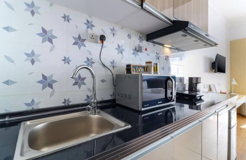 Nairobi Upper Hill Apartment | Studio w/t Pool &Gym near City