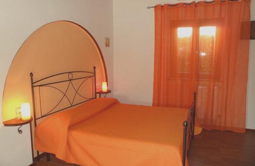 Pescia Romana Apartment | Studio with Terrace in Pescia Romana - 28 m² + Parking Included