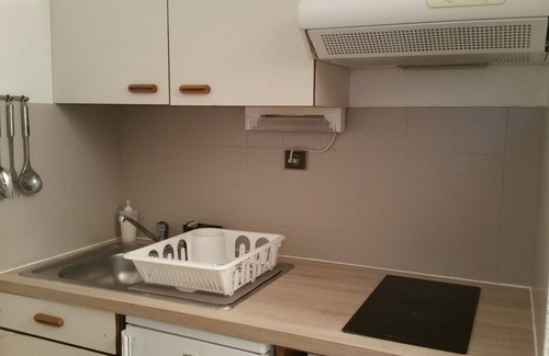 Saint-Mandrier-sur-Mer Apartment | Studio ZEN 2/4 to 5 pers. -> 23H Walking distance (beach, hiking, children's playground, shops)