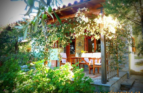 Pella Region House | Studios - Appartments «Alogoporos»