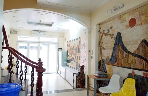 Nhat Tan House | Studios Cozy Suite.