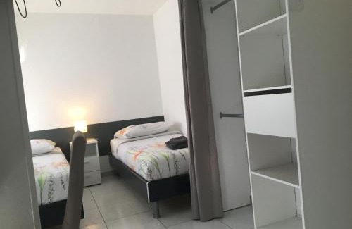 Saint-Louis Apartment | Studios Lora RM 860