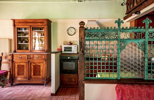 Castelnuovo di Garfagnana Villa | Stunning private villa for 6 people with private pool, WIFI, TV, patio and panoramic view