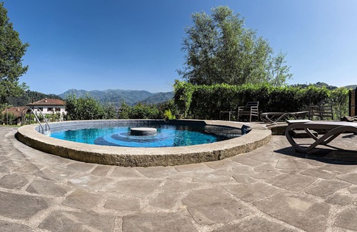 Castelnuovo di Garfagnana Villa | Stunning private villa for 6 people with private pool, WIFI, TV, patio and panoramic view