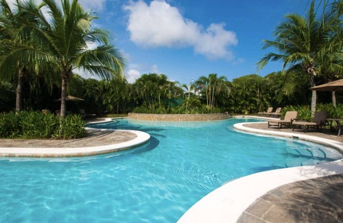 Coco Condo | Stunning and comfortable condo with pool view in Pacifico!