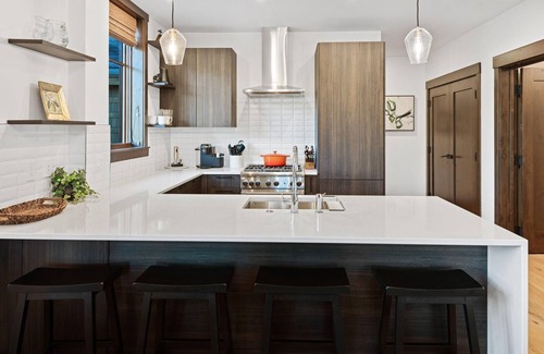 Stateline Condo | Stunning 1256 sqft. 2 bed, 2.5 bath Condominium