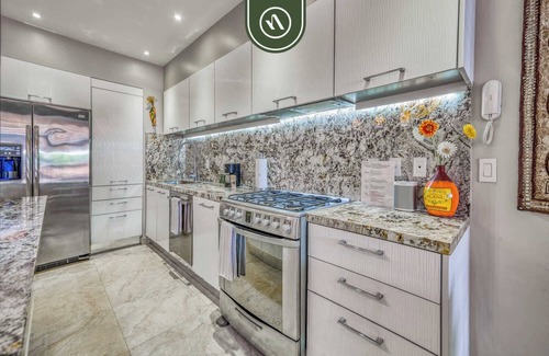 Amapas Apartment | Stunning 2 BR Condo in Romantic Zone - Pool
