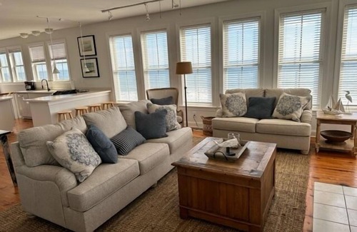 Folly Beach House | Stunning 4-Bedroom Oceanfront Home with Rooftop Deck and 360-Degree Views