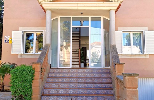 Les Meravelles Villa | Stunning and family Villa in Playa De Palma area