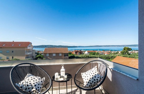 Kastel Gomilica Apartment | Stunning apartment in Kastel Gomilica