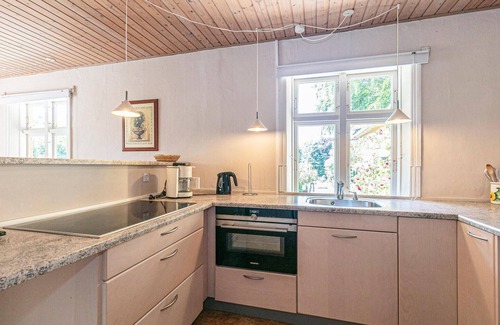 Akirkeby Apartment | Stunning apartment in Aakirkeby