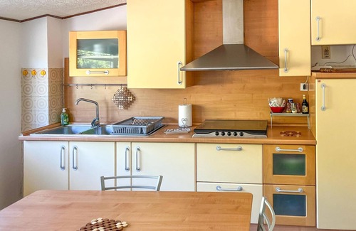 Penne Apartment | Stunning apartment in Penne with WiFi