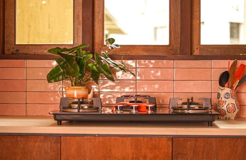 Kadavanthra Apartment | Stunning Art filled/Water View apt in Kochi