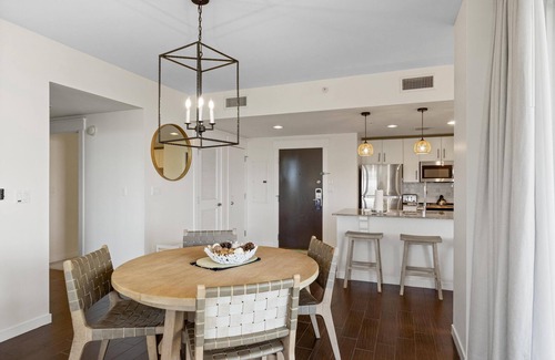 Baytowne Wharf Condo | Stunning Bay Views: 3 Bedroom 3 Bathroom Oasis in Elation with Three King beds and Sleeper Sofa at Sandestin Golf and Beach Resort!