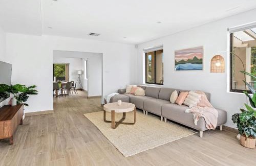 Copacabana House | Stunning Beachside Unit, Great amenities and Space