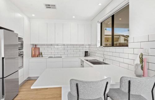 Copacabana House | Stunning Beachside Unit, Great amenities and Space