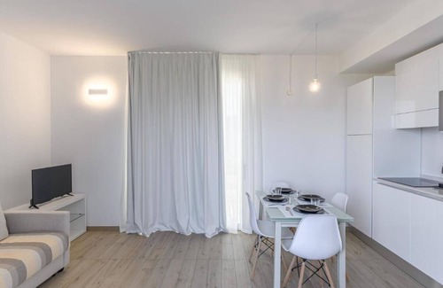 La Pelosa Apartment | Stunning Capo Falcone Charming Apartments num1366