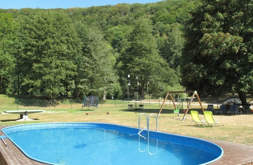 Ceska Metuje House | Stunning private villa for 4 guests with pool, WIFI, TV, patio and panoramic view