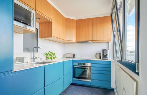 Republique–Point-du-Jour Apartment | Stunning flat with balcony and parking near Paris - Welkeys